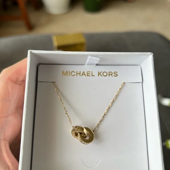 Michael Kors Logo Circle Necklace - Picture 4 of 8